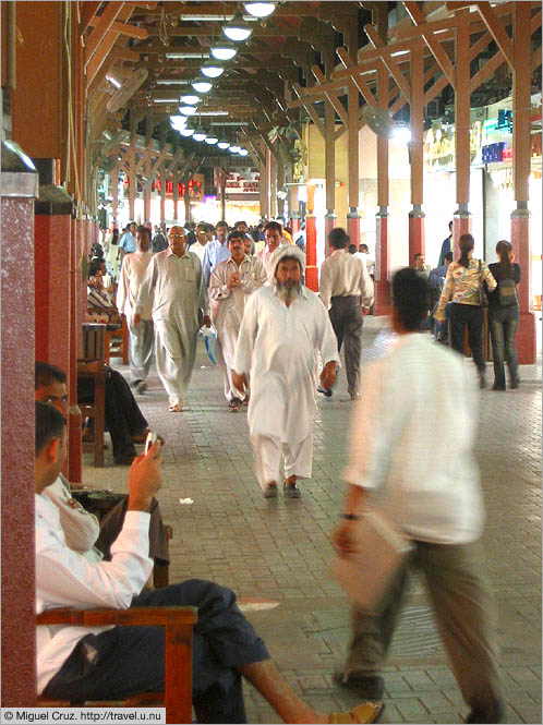 United Arab Emirates: Dubai: In the gold souq