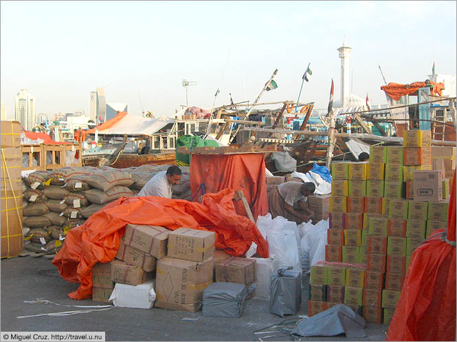 United Arab Emirates: Dubai: Preparing cargo for the long voyage