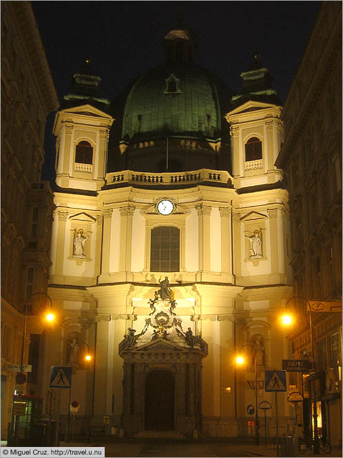 Austria: Vienna: Early morning scene