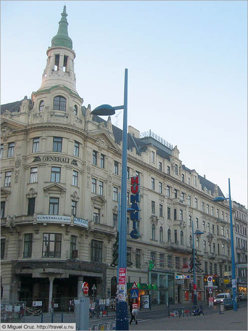 Austria: Vienna: Early Sunday morning