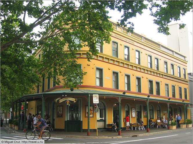 Australia: Sydney: The Exhibition Hotel