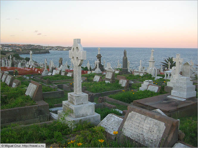 Australia: Sydney: Bronte Cemetary