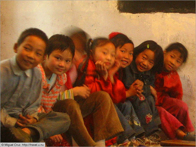 China: Sichuan Province: Rural schoolkids