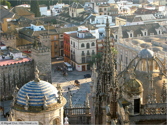 Spain: Seville: View from the top of La Giralda