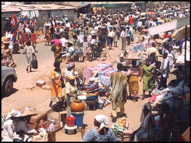 Ghana: Accra: Accra street market