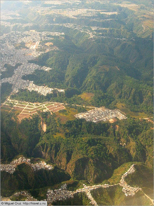 Guatemala: Guatemala City: Outskirts from the sky