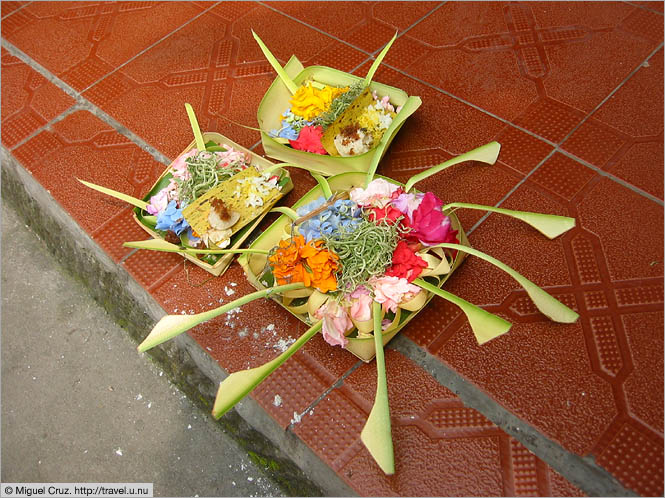 Indonesia: Bali: Offerings