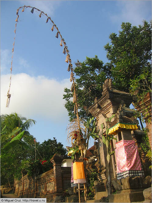 Indonesia: Bali: Another house entrance