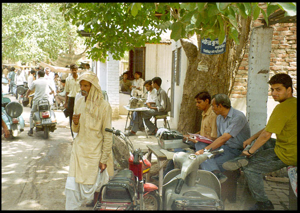 India: Agra: Courthouse