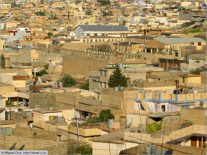 Iraq: Dohuk Province: Dohuk from (slightly) above