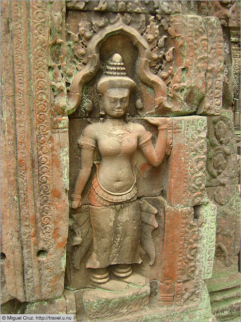 Cambodia: Siem Reap and Angkor Wat: Detail of carving at Preah Khan