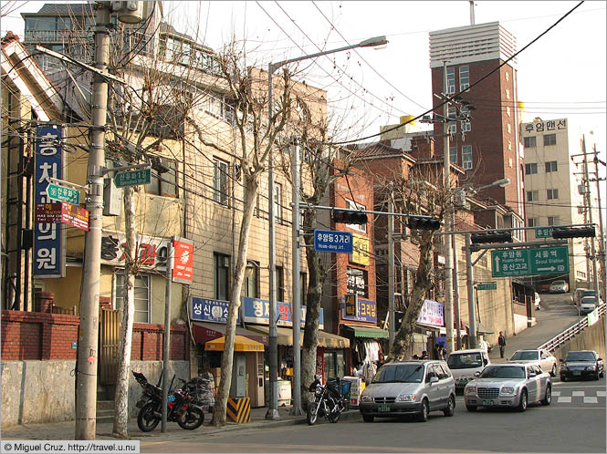 South Korea: Seoul: Typical Seoul street