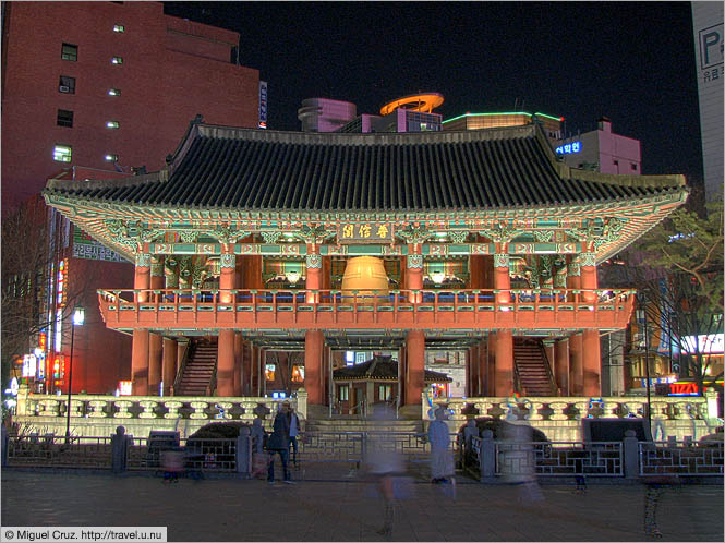 South Korea: Seoul: Bosingak bell pavilion