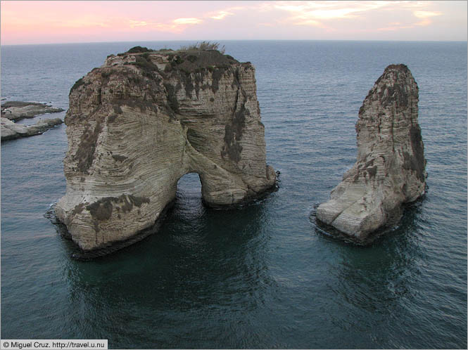 Lebanon: Beirut: Rawshe (pigeon) rocks