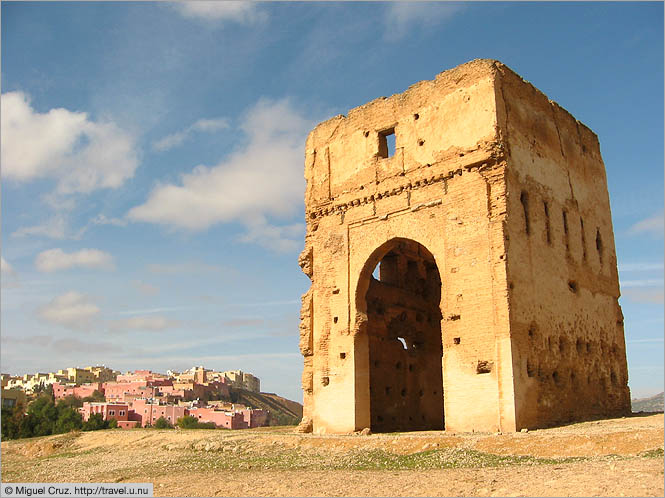 Morocco: Fes: Monument overlooking the medina