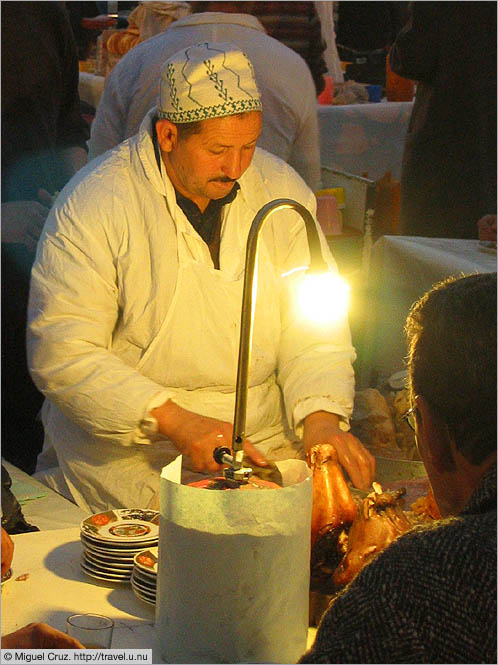 Morocco: Marrakech: Cooking by lantern