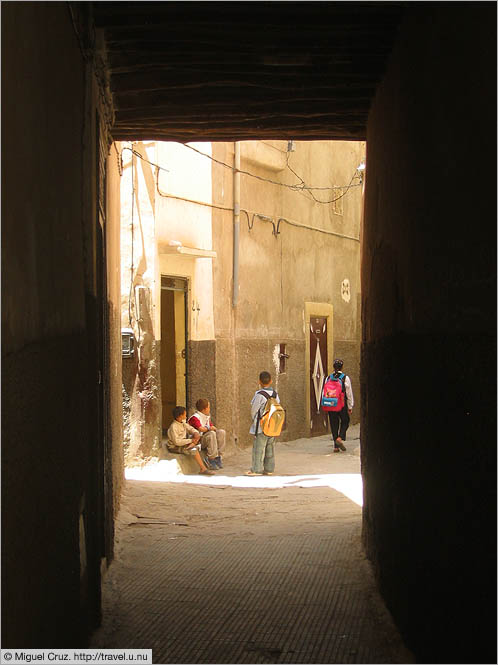 Morocco: Marrakech: Dark covered streets