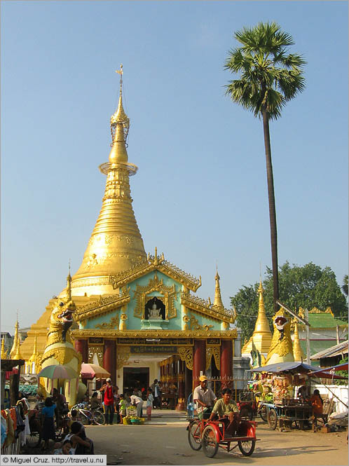 Burma: Myawaddy: Monastery