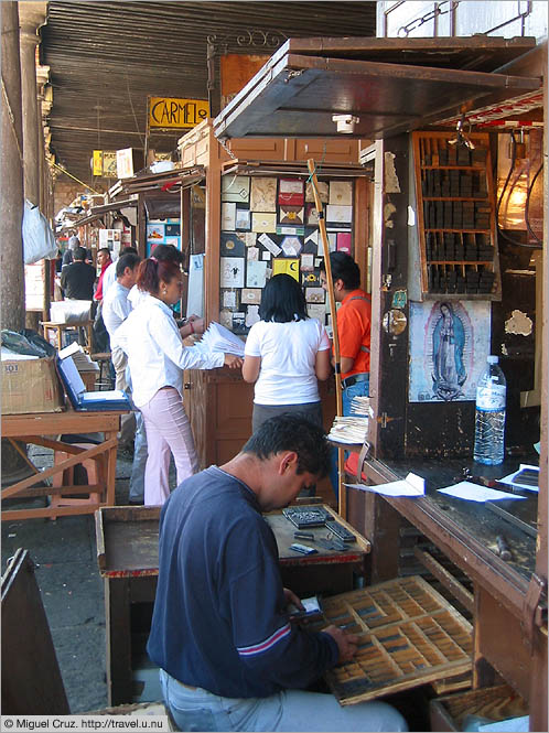 Mexico: Mexico City: Printers' Alley