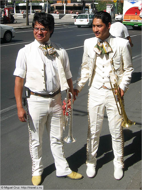 Mexico: Mexico City: Musicians for hire