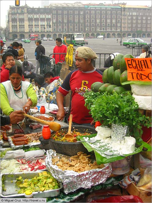 Mexico: Mexico City: All the fixins