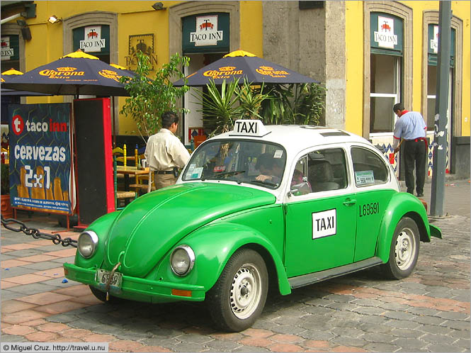 Mexico: Mexico City: Classic Mexico taxi