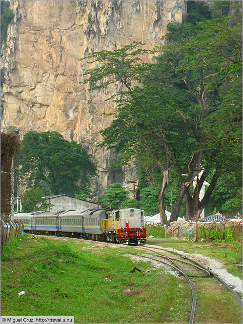 Malaysia: Thaipusam in KL: Thaipusam train