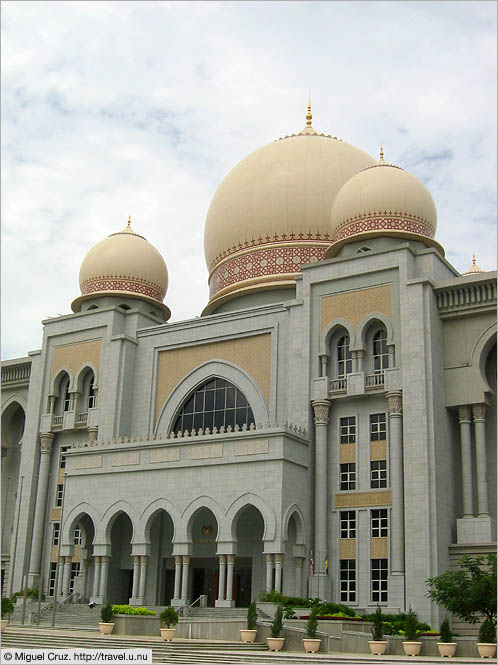 Malaysia: Putrajaya: Palace of Justice