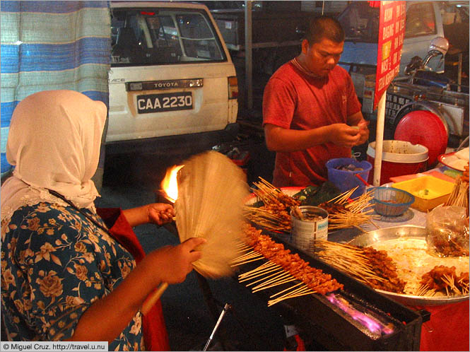 Malaysia: Kuala Lumpur: Family satay operation