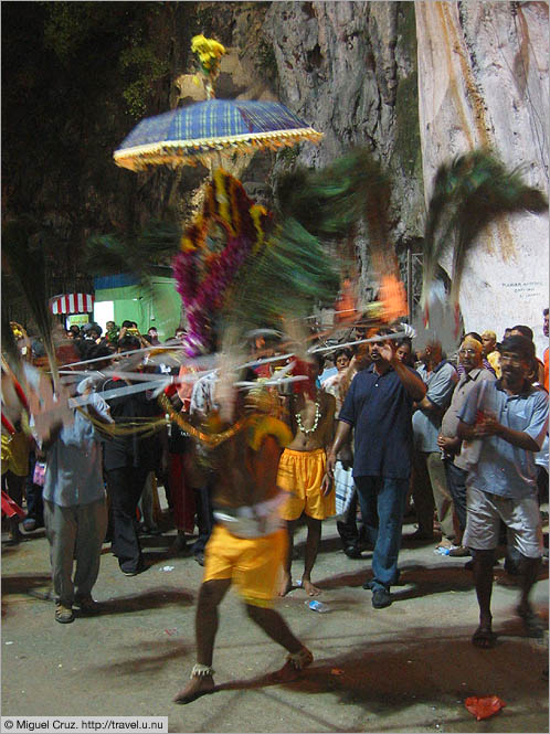 Malaysia: Thaipusam in KL: Whirling devotee