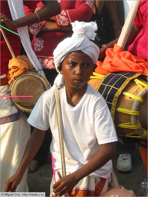 Malaysia: Thaipusam in KL: The littlest drummer