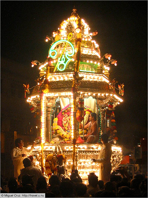 Malaysia: Thaipusam in KL: Lord Murugan's chariot