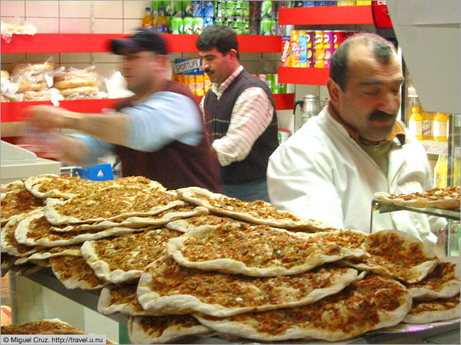 Netherlands: North Holland: Turkish pizza at the Zwartemarkt