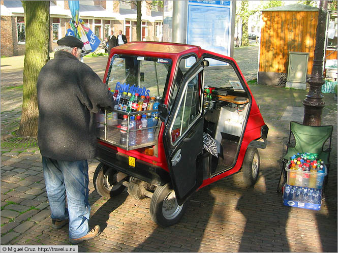 Netherlands: Amsterdam: Delivery van