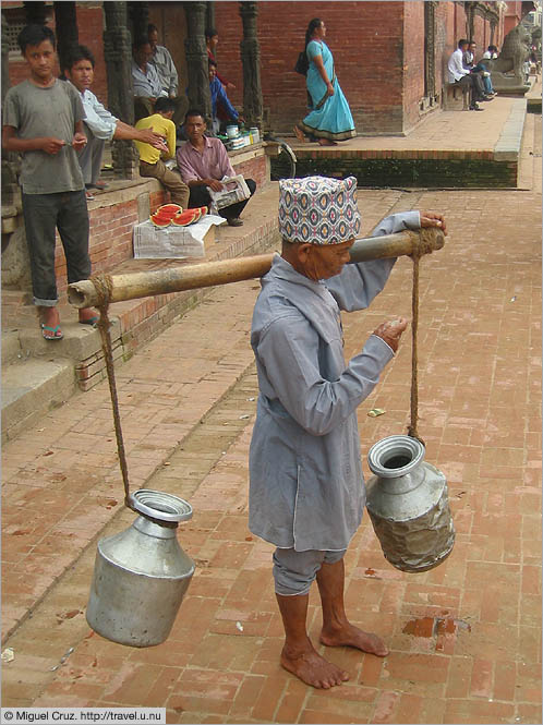 Nepal: Kathmandu: Water carrier