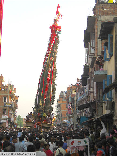 Nepal: Kathmandu: Leaning tower of Kathmandu