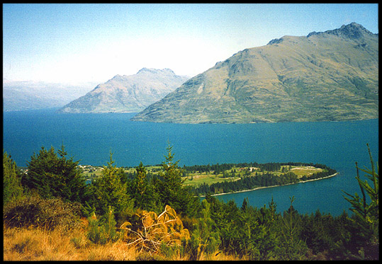 New Zealand: South Island: Bay at Queenstown