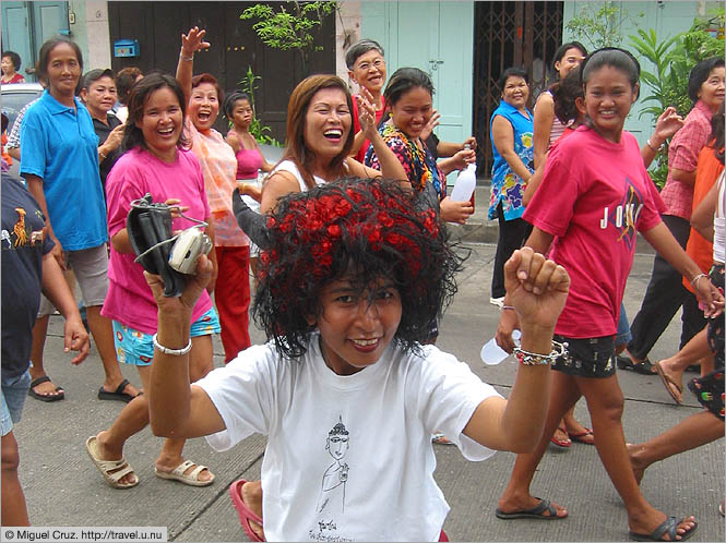 Thailand: Bangkok: Celebrating in the street