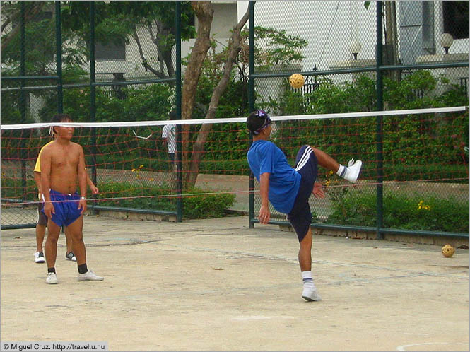 Thailand: Bangkok: Sepak Takraw