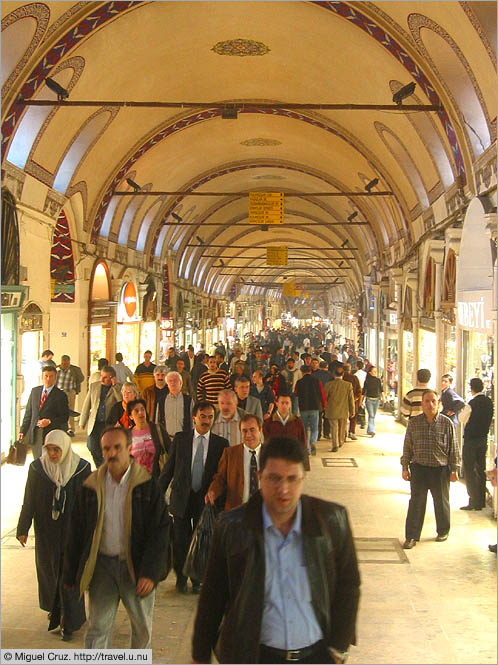 Turkey: Istanbul: Grand Bazaar revisted
