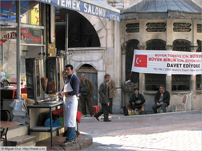 Turkey: Istanbul: Local life in Fatih