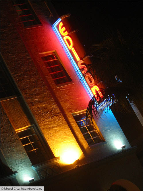United States: Miami Beach: Neon
