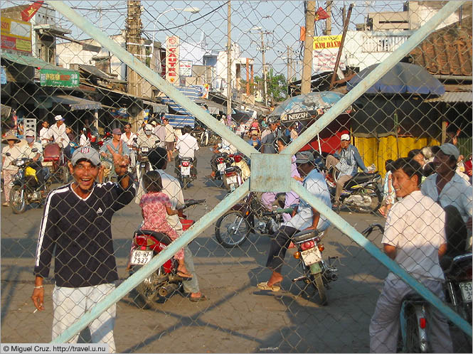 Vietnam: Saigon: Okay America number one!