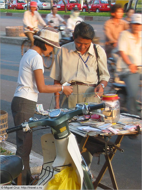 Vietnam: Saigon: Roadside lottery ticket service