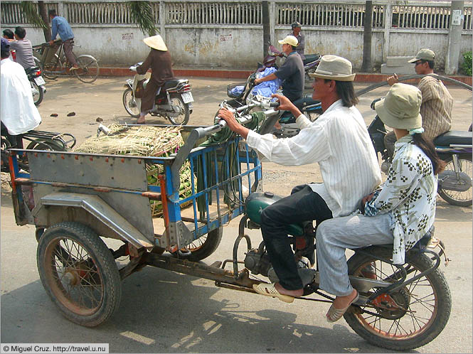 Vietnam: Saigon: Souped-up cycle