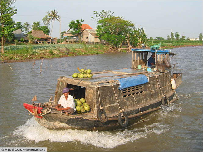 Vietnam: Mekong Delta: On the Mekong